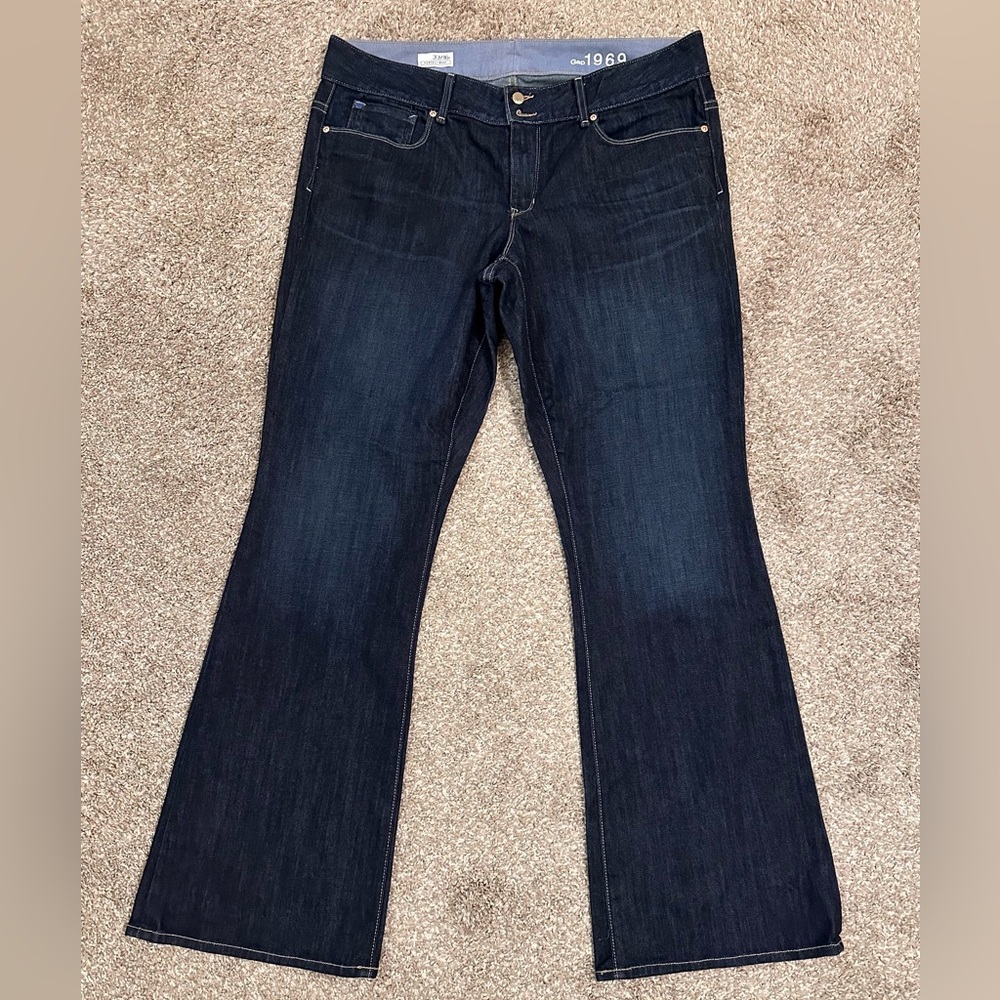 Gap 1969 women’s perfect boot jeans